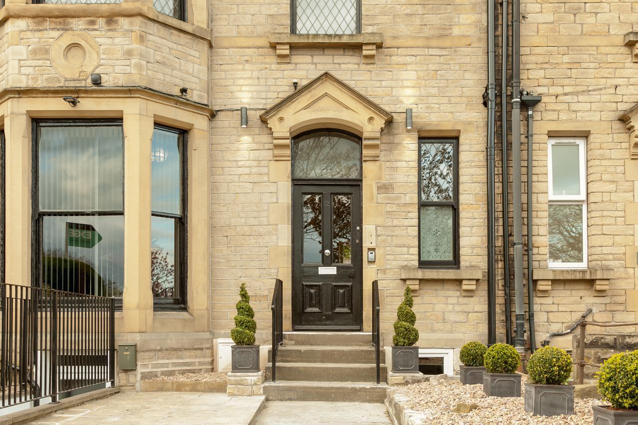Hotel Townhouse No 12 Huddersfield Exteriér fotografie